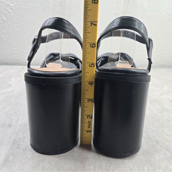 Torrid Black Platform Heel Sandals size 9WW - Picture 5 of 7